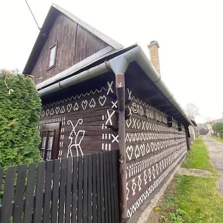 Feriehus Malovana Drevenicka V Cicmanoch *