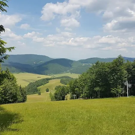 Feriehus Malovana Drevenicka V Cicmanoch Čičmany